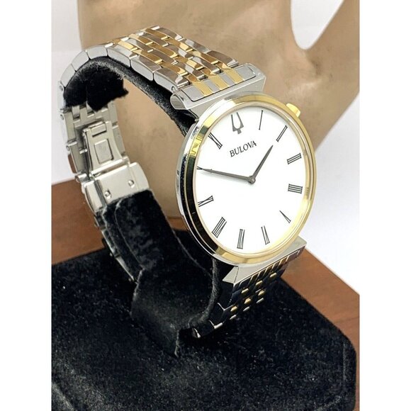 Bulova Men's Watch 98A233 Regatta Quartz White Dial Two Tone Gold Silver… - Picture 12 of 12